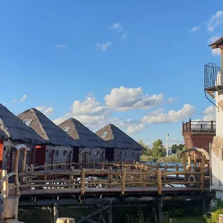 Bora Bora Na Slnecnych Jazerach Senec