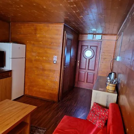 Houseboat Slnecne Jazera, 1 * Senec