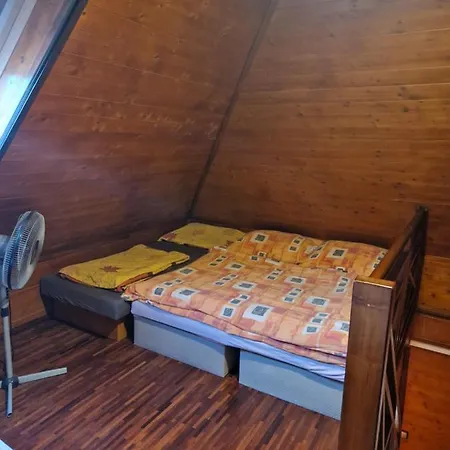 Bora Bora Na Slnecnych Jazerach Senec