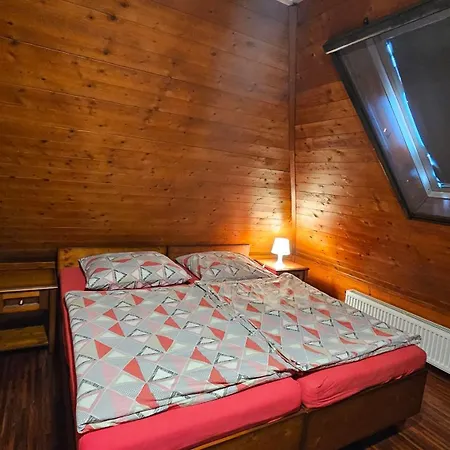 Houseboat Slnečné Jazerá, 1